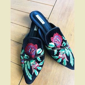 Velvet Embroidered Pointed-Toe Slides